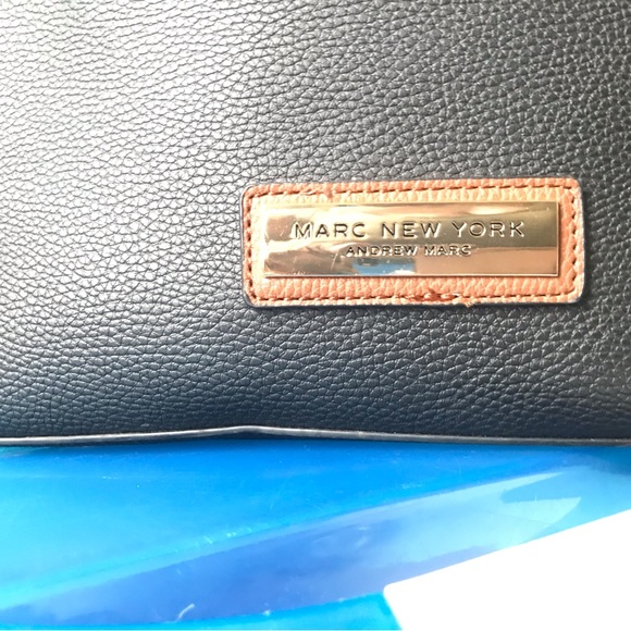 Marc New York Handbag - Picture 5 of 5